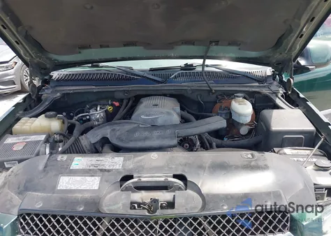 2003 Chevrolet Avalanche 1500 from USA, damaged, VIN 3GNEK13T03G169213